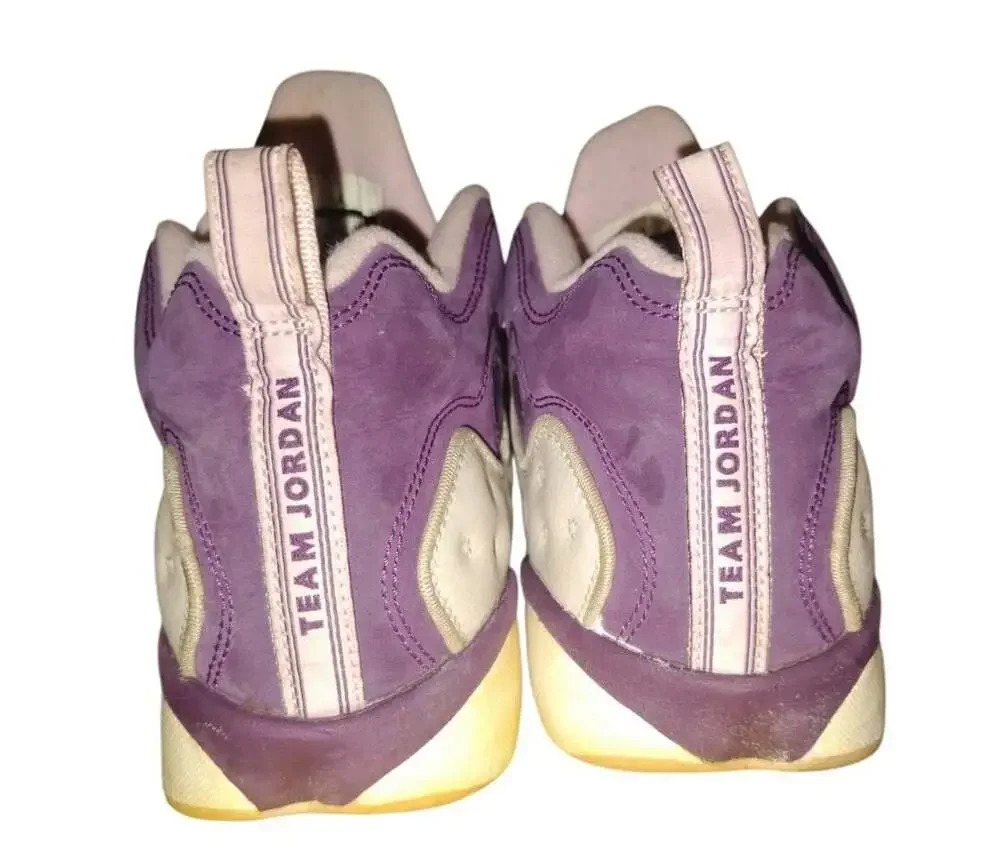 Jordan Jumpman Team 2 Size 6.5Y Desert Sand Night Purple Sneakers